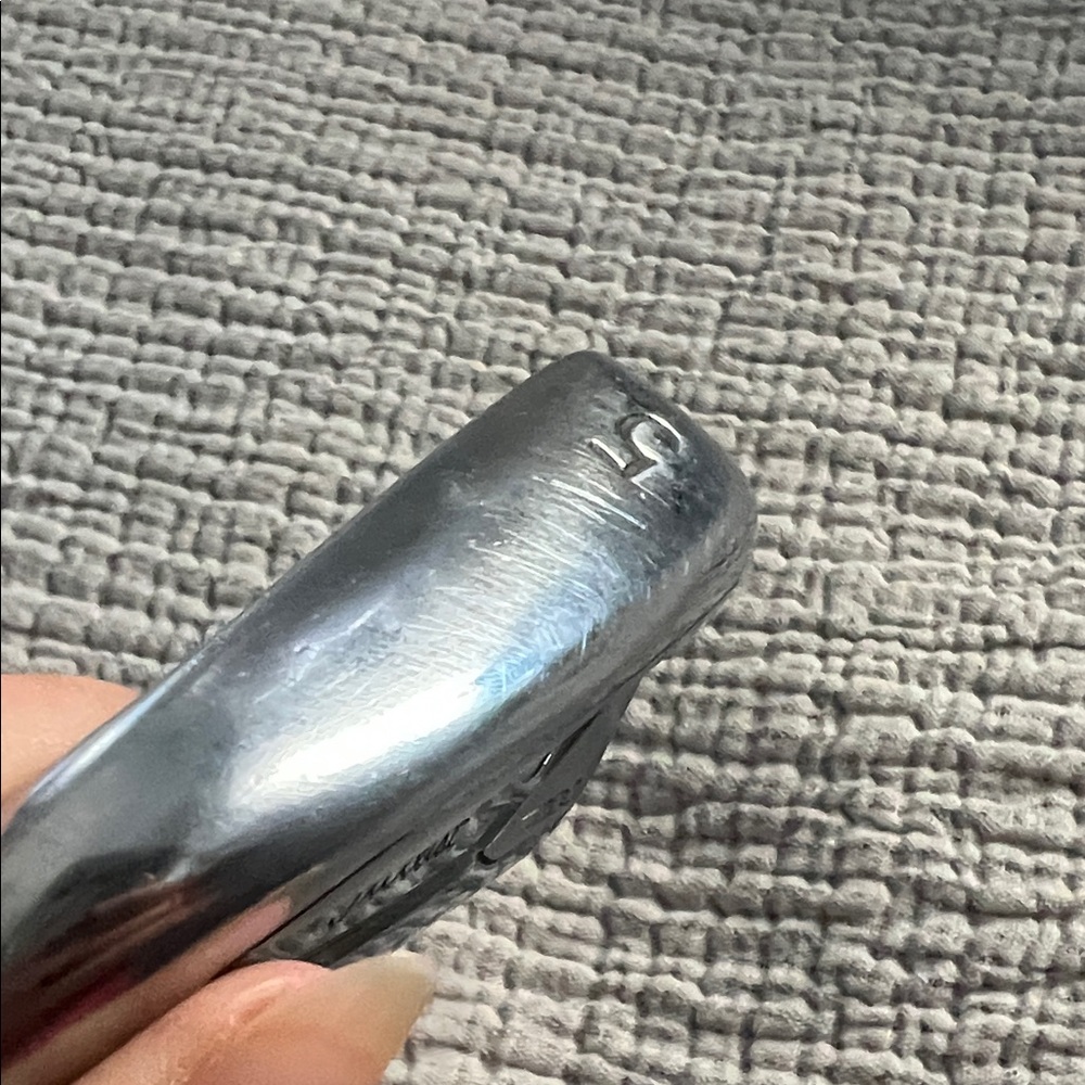Titleist T200 5 iron club head (lefty) - Picture 6 of 6